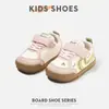 Zapatos nuevos para bebé de primavera y otoño, zapatos infantiles de suela blanda para caminar, zapatillas deportivas casuales, zapatos funcionales antideslizantes unisex para niños y zapatillas de skate