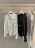 Y.JIA 2026 Otoño Estilo Francés Suave Lunares Versátil Adelgazante Manga con Volantes Blusa 5838