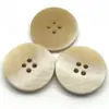Botones de Resina de Alta Gama de Cuatro Agujeros para Camisas, Cárdigans, Trajes, Botones Decorativos, Botones de Imitación de Papel Tapiz Plegado en Stock