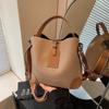 Bolsos Pequeños Transfronterizos de Moda para Mujer Verano Versátil 2025 Nuevo Bolso Bandolera Vintage Bolso Balde