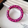 Pulseras Redondas de Acrílico Estampado Transfronterizas Europeas y Americanas, Pulseras de Moda, Sencillas, Personalizadas, Versátiles con un Diseño Único, Accesorios de Mano de Nicho