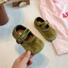 Zapatos de Princesa para Niñas 2026 Primavera y Otoño Plateados Elegantes Zapatos Pequeños de Cuero para Niños Zapatos Mocasines de Suela Suave Zapatos Individuales Antideslizantes Zapatos de Espectáculo