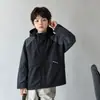 Jaqueta masculina para primavera e outono 2026 novo estilo, jaqueta de outono infantil estilosa, sobretudo estilo workwear para crianças mais velhas