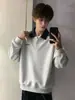 Moletom americano branco e cinza com três listras para homens, estilo outono e inverno, sem capuz, ombro normal, camiseta de manga comprida, camisa polo de base de peso pesado