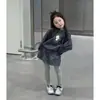 Nueva Sudadera de Manga Larga para Niña 2025 Nuevo Estilo Otoño Moda Bebé Casual Sudadera con Capucha Gris Top