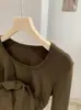 KEKEZOON Estilo Coreano de Principios de Invierno Simple Versátil Elástico Adelgazante Esponjoso Forrado Camiseta de Manga Larga con Cuello en U 9331