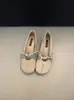 Estilo Suave Combinado con Faldas, Zapatos de Boca Baja Individuales para Mujer, Nicho 2026 Nueva Moda Tendencia Aumentadores de Altura Zapatos de Gamuza para Fiesta, Zapatos de Abuela