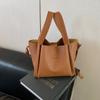 Bolsa tote feminina de mão, estilo coreano, verão 2025, bolsa de ombro simples, versátil, bolsa de nicho, bolsa feminina da moda de alta qualidade