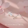 Aretes de Tornillo en Forma de U de Flor de Plata Pura S999 Estilo Campestre Simple y Fresco Aretes Simples Dulces y Suaves para Mayorista