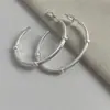 Pendientes Minimalistas Franceses en Forma de C para Mujer, Diseño Vintage de Nicho con un Toque de Lujo, Pendientes de Botón Ovalados Trenzados Dobles Cepillados