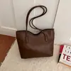 Bolso versátil para mujer, nuevo bolso tote de gran capacidad para mujer, nuevo estilo de moda 2026, bolso de nicho de lujo ligero