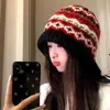 Gorro de Lana a Cuadros Rombo Retro para Mujer en Otoño e Invierno Diseño de Nicho Gorro Tejido Cálido y Resistente al Frío Gorro Frío Baotou