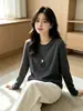 Nova Camiseta Básica Simples de Outono Versátil Manga Longa Top Solto Versátil Botão nas Costas Camada Base Rejuvenescedora