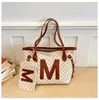 Bolso de Hombro tipo Tote para Debajo de la Axila de Dos Piezas, Nuevo y de Moda 2026, Simple, Casual, Elegante, con Estampado de Letras, Gran Capacidad