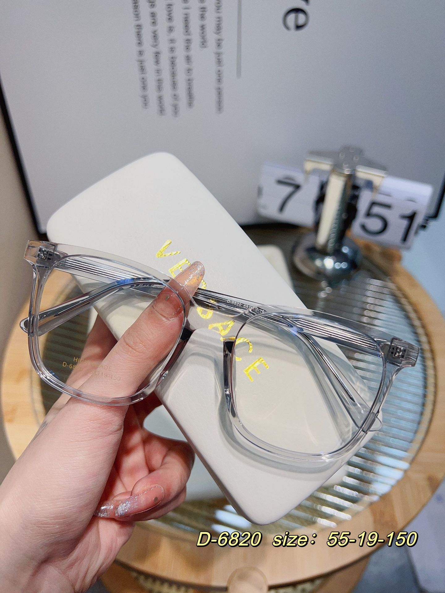 6a51869e-c0aa-4fe8-9a34-8c17e4