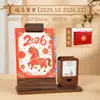 2026 Ano do Cavalo Porta-Canetas Calendário Mensal Portátil Calendário de Mesa Logotipo Personalizado Edição Especial Empresarial Ornamentos de Mesa Impressos Personalizados