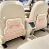 Oso Conejo de Dibujos Animados Almohadilla Antipatadas Cuero Anti-Suciedad Resistente al Desgaste Protector de Respaldo de Asiento Almacenamiento Multifuncional Creativo para Coche Almohadilla Antipatadas