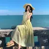 Xinjiang Yili Pradaria Yunnan Viagem Estilo Dopamina Roupa Amarela Atmosfera Férias na Praia Vestido de Praia