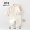 Roupas de Bebê, Classe A, Algodão Puro, Macacão para Bebê de Meses Pequenos, Novo Estilo Primavera, Body Borboleta para Recém-Nascido, Sem Costura