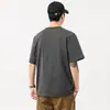 Camiseta de manga corta con retazos antibacterial refrescante estilo americano de alta gama, cuello Henry, para hombre, tendencia de verano, retro, corte holgado para hombre