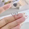 Xigu E2531 Aretes para Perforación de Oreja de Plata S999 Completa Ciervo Pendientes de Otoño e Invierno Pendientes de Zirconia Copo de Nieve 2025 Nuevo Estilo para Mujer