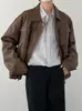 Moda coreana Otoño e Invierno 2024 Estilo Retro Pulido de Color Cuero PU Envejecido Estilo Coche Chaqueta de Cuero para Hombre Holgada con Solapas