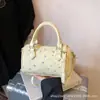Bolsa de Mão com Bolinhas Design de Nicho Modelo Novo 2026 Bolsa Transversal Grande Capacidade Bolsa Boston para o Dia a Dia Bolsa de Ombro Versátil