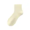 Calcetines finos de seda de morera de verano para mujer, calcetines cortos absorbentes de sudor y transpirables, calcetines de media pantorrilla antibacterianos y resistentes al olor, venta al por mayor de Zhuzji Socks Company