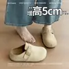 Novos Sapatos Birkenstock Femininos Outono 2026 com Aumento de Altura Oculto, Bico Fechado, Para Usar na Rua, Sola Grossa Macia Tipo Nuvem, Meio Chinelo Birkenstock para Pessoas Preguiçosas