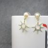 Creativos Nuevos Aretes de Botón Serie Estrella Faltante Elegantes Celebridad de Internet Distintivos Aretes de Perlas Sol Estrella Aretes de Perlas