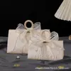 Caja de Dulces Creativa Color Champagne Portátil para Compromiso Boda Caja de Dulces Triangular para Boda Caja de Regalo de Madera para Acompañante de Dama de Honor