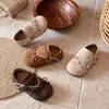 Sapatos Pequenos de Couro Redondos Macios para Crianças 2026 Novo Estilo de Outono Sapatos de Uma Cor com Laço para Meninas Sapatos de Princesa Doces e Estilosos