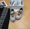 Zapatillas casuales de mujer de moda para otoño, estilo montaña, parte superior de malla transpirable, suela suave, estilo Forrest Gump, 2026 con suela gruesa