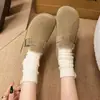 Zapatos Birkenstock Retro de Cobertura Total con Forro de Lana para Mujer, Nuevo Estilo Primavera y Otoño 2025 Mocasines sin Cordones, Zapatos Peludos, Botas de Nieve