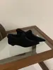 Zapatos Mary Jane Pequeños de Cuña con Punta Francesa para Mujer 2025 Otoño e Invierno Nuevos Zapatos de Algodón de Terciopelo