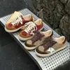 Zapatos retro de cuero genuino estilo coreano con patrón de estrellas desgastado, nueva colección otoño 2026, zapatos planos casuales, tenis para mujer