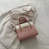 Bolsa de Mão Color Blocking Outono Bolsa Pequena Feminina 2026 Nova Tendência Moda Versátil para o Dia a Dia Bolsa de Ombro Luxo Leve Elegante Transversal