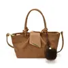 Yue Zi 2026 Outono Inicial Nova Bolsa de Ombro Única Elegante Versátil Casual Simples Bolsa de Mão Textura Retrô Bolsa Transversal