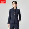 Conjunto de Blazer e Calça Preto Profissional Feminino Outono 2026 para Estudantes Universitárias Baixinhas, Adequado para Estágio e Trabalho, com um Toque de Luxo