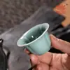 Xícara de Mestre Criativa Feita à Mão em Celadon de Longquan, Xícara Única de Cerâmica para Chá Kung Fu, Pequena Xícara Doméstica Pessoal para Degustação de Chá