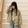 Casaco Trench Coat Feminino 2026 Outono Novo Estilo Crianças Médias e Grandes Jaqueta Curta Gola Alta Cardigã de Manga Longa para Início de Outono