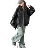 Chaqueta de Cuero para Niñas Primavera y Otoño 2025 Estilo Nuevo para Niños Mayores, Abrigo con Cremallera y Cuello Solapa Elegante, Chaqueta de Cuero Negra de Trabajo