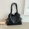 Bolsa de mão de cor sólida para mulheres, estilo coreano, chique sem esforço, coleção de outono 2026, bolsa de ombro, bolsa tote com design estiloso