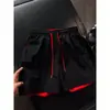 Pantalones Cortos Deportivos de Seda Helada de Verano de Cuatro Puntos de Nylon Estilo Americano Bloqueo de Color Negro Rojo Estilo Delgado Pantalones de Refrigeración Secado Rápido Pantalones Cortos para Hombre Sueltos