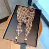 Lenço Triangular Camurçado Versátil Retrô para Mulheres, Acessório Multifuncional para Primavera e Outono, Lenço de Cabeça, Peça Decorativa de Exterior, Cachecol