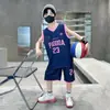 Conjunto de Menino Verão 2026 Novo Estilo Criança Grande Colete Solto Sem Manga Uniforme Esportivo Roupa Leve de Verão
