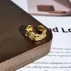 2025 Nuevo Celebridad de Internet China Vintage Dibujo de Alambre Moda Exquisito Anillo para Mujer Gradiente Chapado en Oro Esmalte Mariposa Lujo Ligero Anillo de Dedo