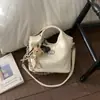 Bolso de Mano Exquisito de Gama Alta para Mujer 2026 Modelo Nuevo Gran Capacidad Bolso de Moda con Bordado Acolchado Bolso de Hombro Único Bolso Cruzado
