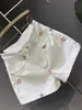 Nuevos Shorts de Verano de Alta Gama, Moda Fresca, Diseño Bordado, Cintura Alta, Denim, Nicho