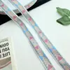 Encaje estilo minoría étnica con patrones geométricos, utilizado para decoración de ropa, proyectos de manualidades DIY y como accesorios para bolsos; directo de fábrica, en stock